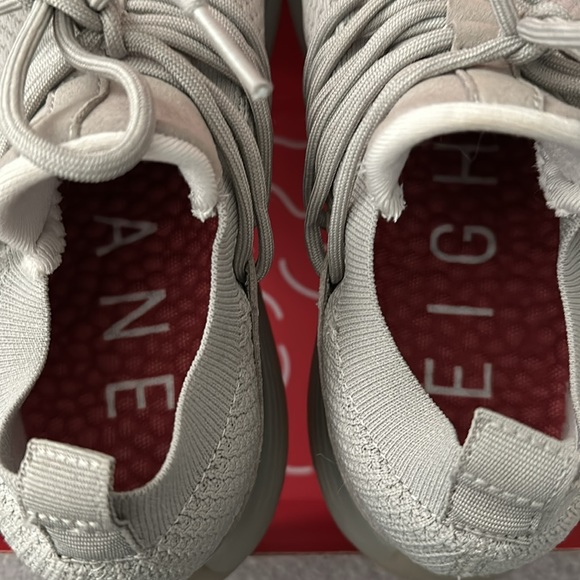 Lane Eight Lunar Gray Trainer - Picture 5 of 9